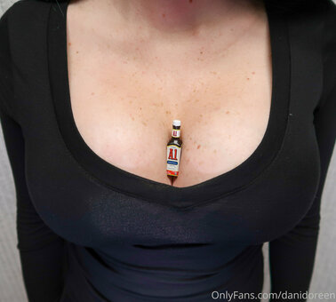 danidoreen Nude Leaks Photo 15