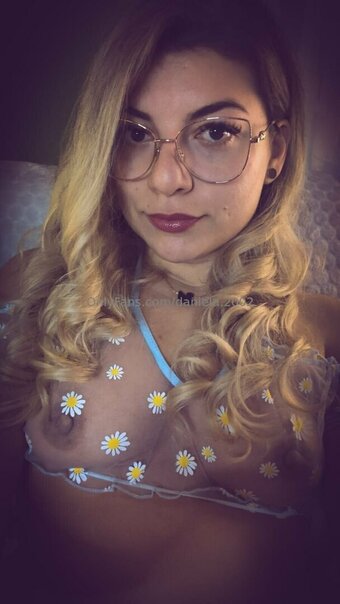 daniela.2002 Nude Leaks Photo 7