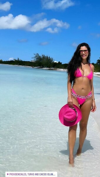 Daniela Albuquerque / danialbuquerquetv Nude Leaks Photo 10