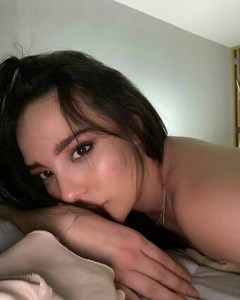 Daniela Flores / Floresdani318 Nude Leaks OnlyFans Photo 3