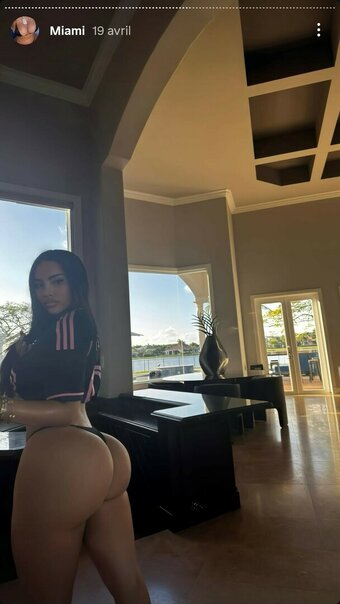 Daniela Meneses / danimeneses._ / https: / menesesdaniela Nude Leaks Photo 8