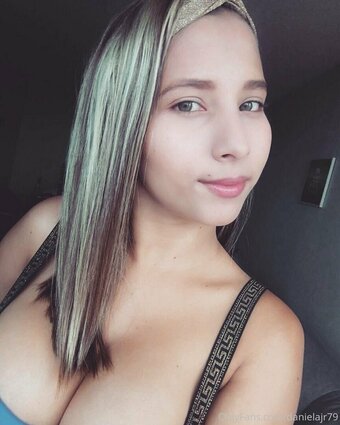 danielaoficial18 Nude Leaks Photo 11