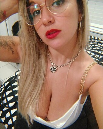 danielas Nude Leaks Photo 16