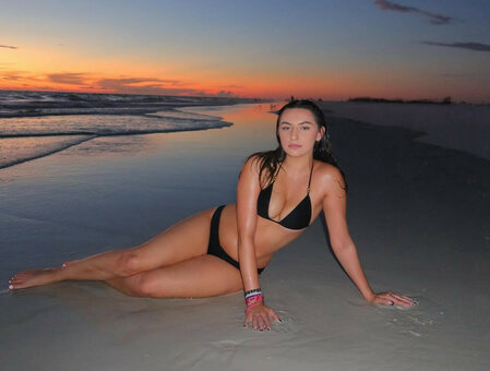 Danielle Ascari / danielle_ascari Nude Leaks Photo 9