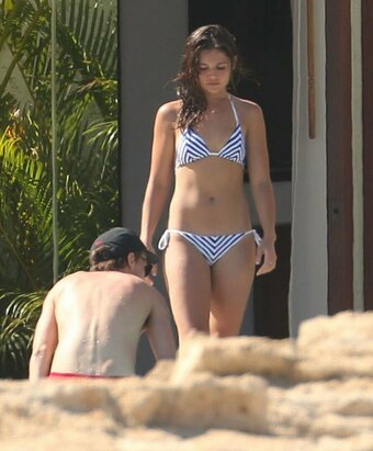 Danielle Campbell / thedaniellecampbell Nude Leaks Photo 24