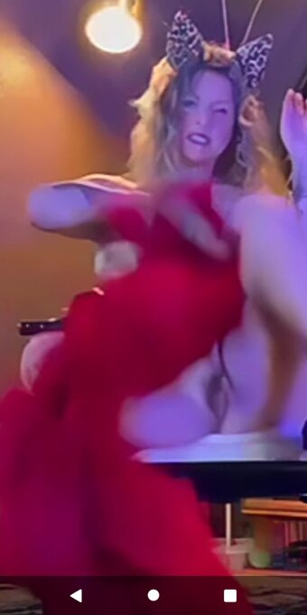 danielle-colby / daniellecolby / daniellecolbyamericanpicker Nude Leaks OnlyFans Photo 13