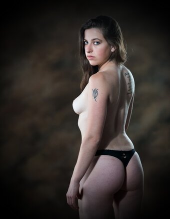 Danielle Holzman / dani_boy_koala Nude Leaks Photo 2