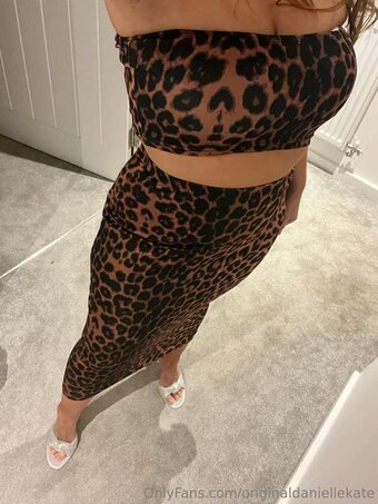 Danielle Kate / daniellekatewroe / originaldaniellekate Nude Leaks OnlyFans Photo 27