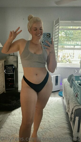 Danielle Nickerson / daniellenickerson / diamonddeeeee Nude Leaks OnlyFans Photo 8