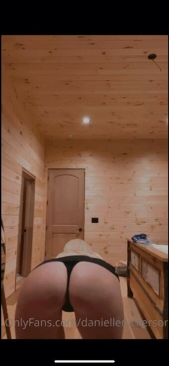 Danielle Nickerson / daniellenickerson / diamonddeeeee Nude Leaks OnlyFans Photo 9