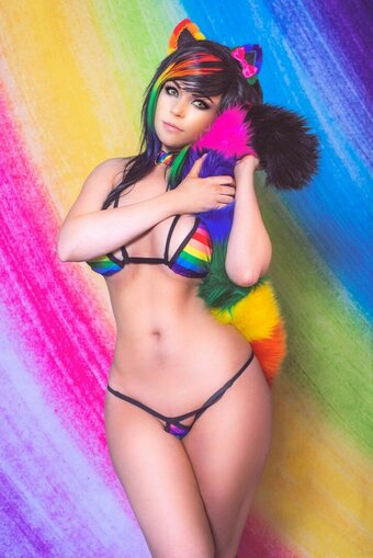daniellebeaulieu Nude Leaks Photo 6