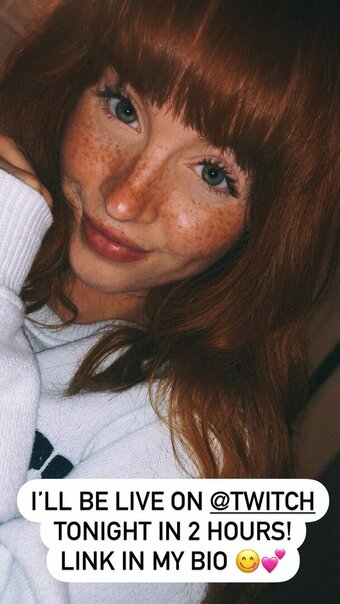 danielleboker / daniellebokerofficial Nude Leaks OnlyFans Photo 1