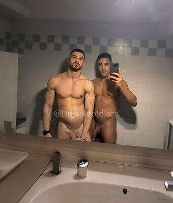 danielsoldier Nude Leaks Photo 18