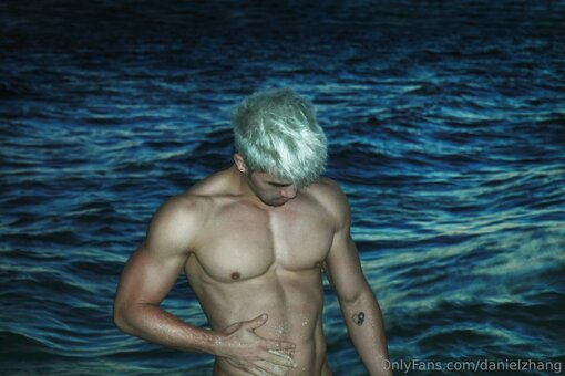 danielzhang Nude Leaks Photo 2