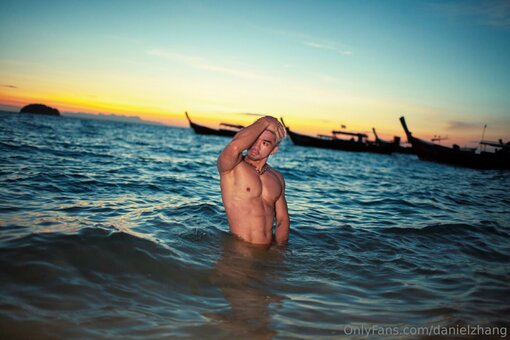 danielzhang Nude Leaks Photo 5