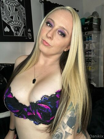 danikix / https: Nude Leaks OnlyFans Photo 10