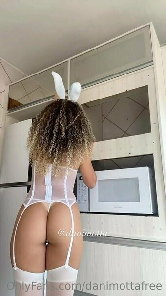 danimottafree Nude Leaks Photo 19