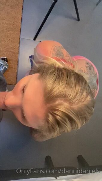 Danni Daniels / dinnerwithdanitv Nude Leaks Photo 10