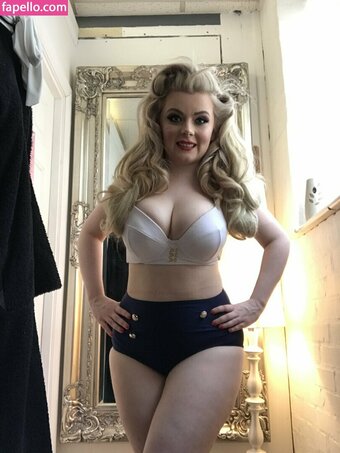 Danni / curvydanni / curvydannixo Nude Leaks OnlyFans Photo 14