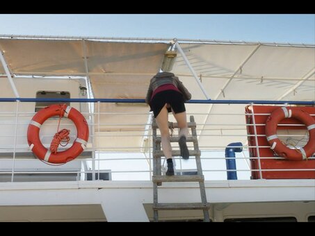 Daphne Patakia / daphnepatakia Nude Leaks Photo 4