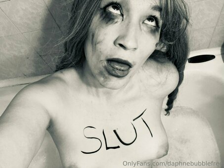 daphnebubblefree Nude Leaks Photo 20