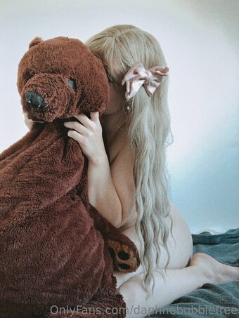 daphnebubblefree Nude Leaks Photo 26
