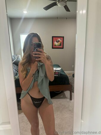 daphnee.d Nude Leaks Photo 21