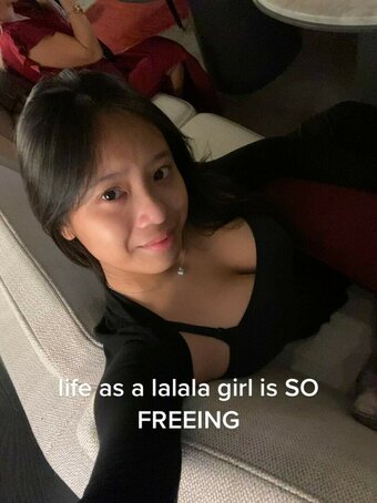 Daphnelowkey / https: / wokeylowkeyx Nude Leaks Photo 4