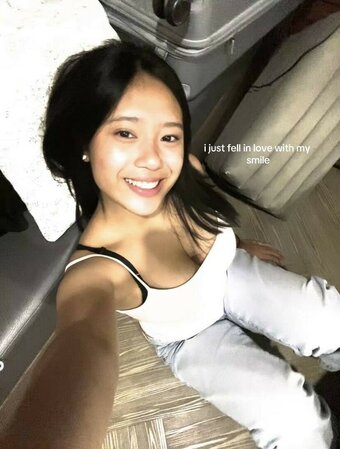 Daphnelowkey / https: / wokeylowkeyx Nude Leaks Photo 5