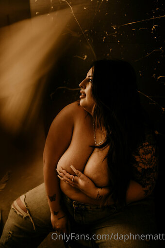 daphnematt Nude Leaks Photo 14