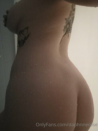 daphnnerose Nude Leaks Photo 4