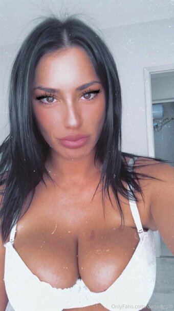 Daqnagold / daqna_gold Nude Leaks OnlyFans Photo 11