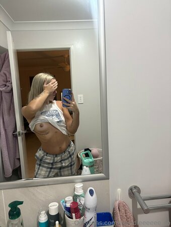 Darcie Willmo / blondieeeeee.xo / darcie.willmo.xo Nude Leaks Photo 15