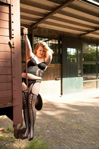 dariassecrets Nude Leaks Photo 8