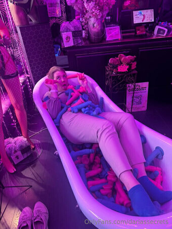 dariassecrets Nude Leaks Photo 12