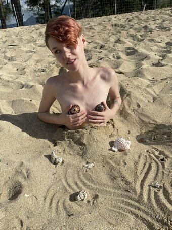 daringdolly / daintydolly2002 / dollyred2002 Nude Leaks Photo 3