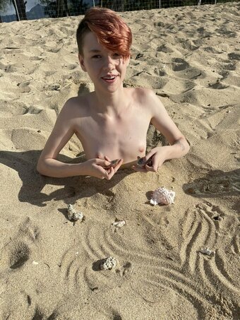 daringdolly / daintydolly2002 / dollyred2002 Nude Leaks Photo 15