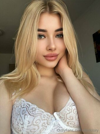 darklory / darklaurie / lory19_00 Nude Leaks OnlyFans Photo 13