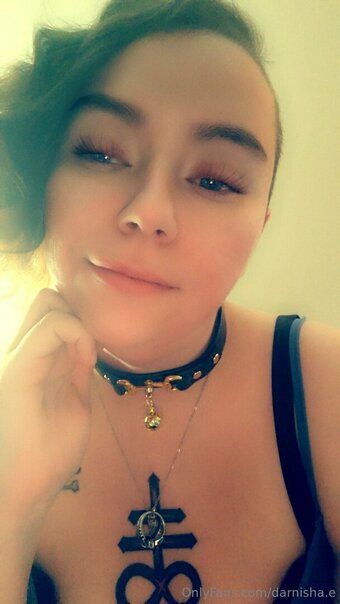 darnisha.e Nude Leaks Photo 15