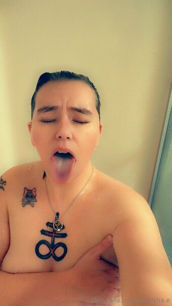 darnisha.e Nude Leaks Photo 16