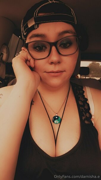 darnisha.e Nude Leaks Photo 22