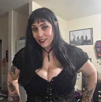 DarthVoluptuous Nude Leaks Photo 2