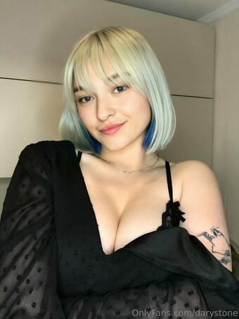 Darystone / Dary Stone Nude Leaks OnlyFans Photo 7