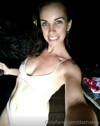 Dashaina Nude Leaks OnlyFans Photo 10