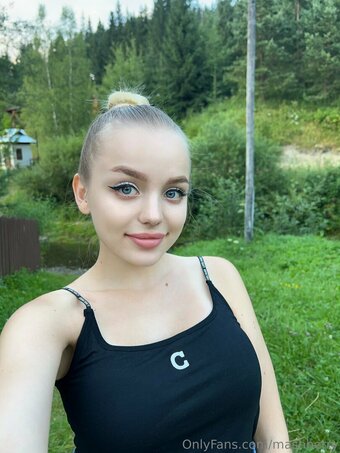 dashberry Nude Leaks Photo 1