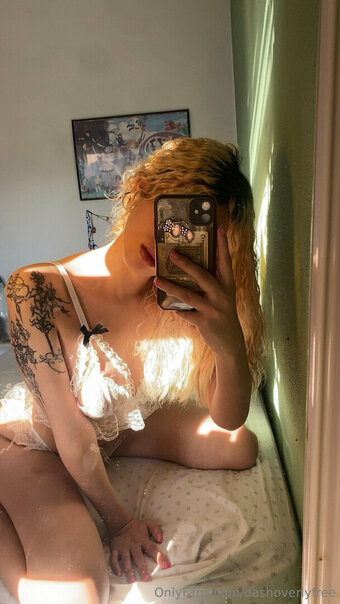 dashoverlyfree Nude Leaks Photo 10