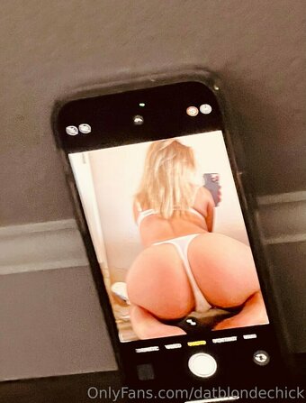 datblondechick Nude Leaks Photo 11