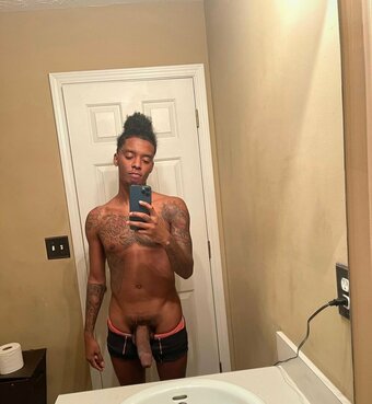 datwayaton Nude Leaks Photo 17