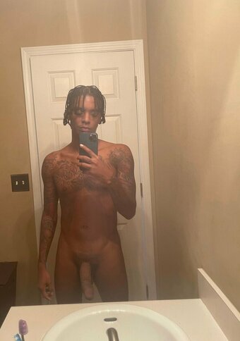 datwayaton Nude Leaks Photo 20