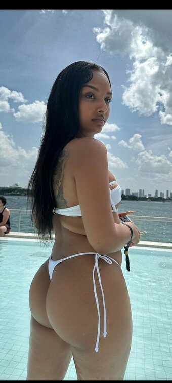 DayWithAsh / Ashley Bautista / missyoungash Nude Leaks OnlyFans Photo 8